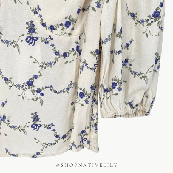 NWT Reformation Women's Lua Puff Sleeve Floral Smocked Top Sz 8, Ivory & Blue - Picture 8 of 16